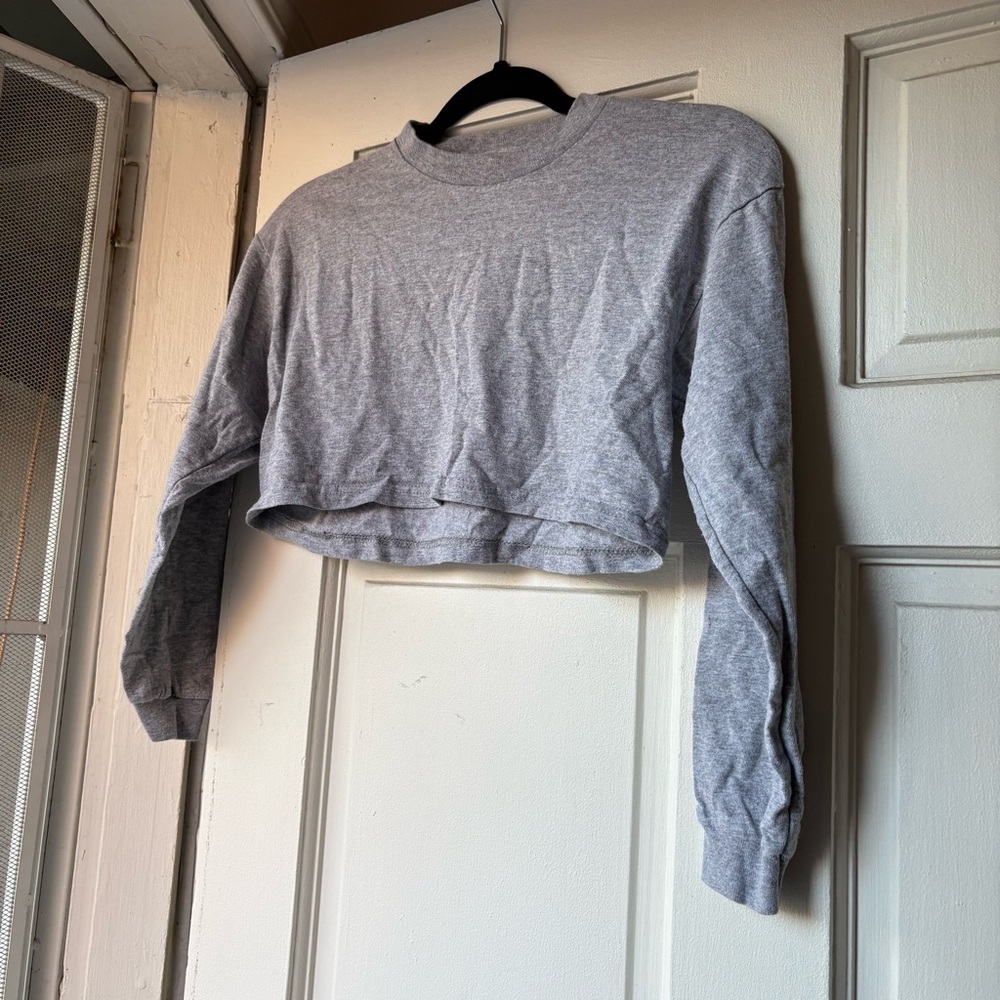 Delta pro weights Heather Gray super Crop workout gym Top. SB3